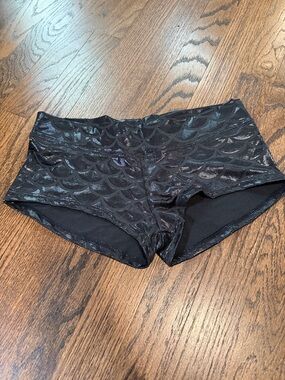 Amazon Black Shimmery Scallop-Pattern Athletic Shorts